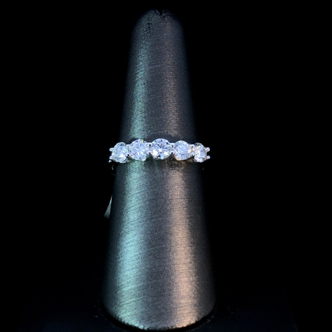 162425 - 1.21 ctw diamond band