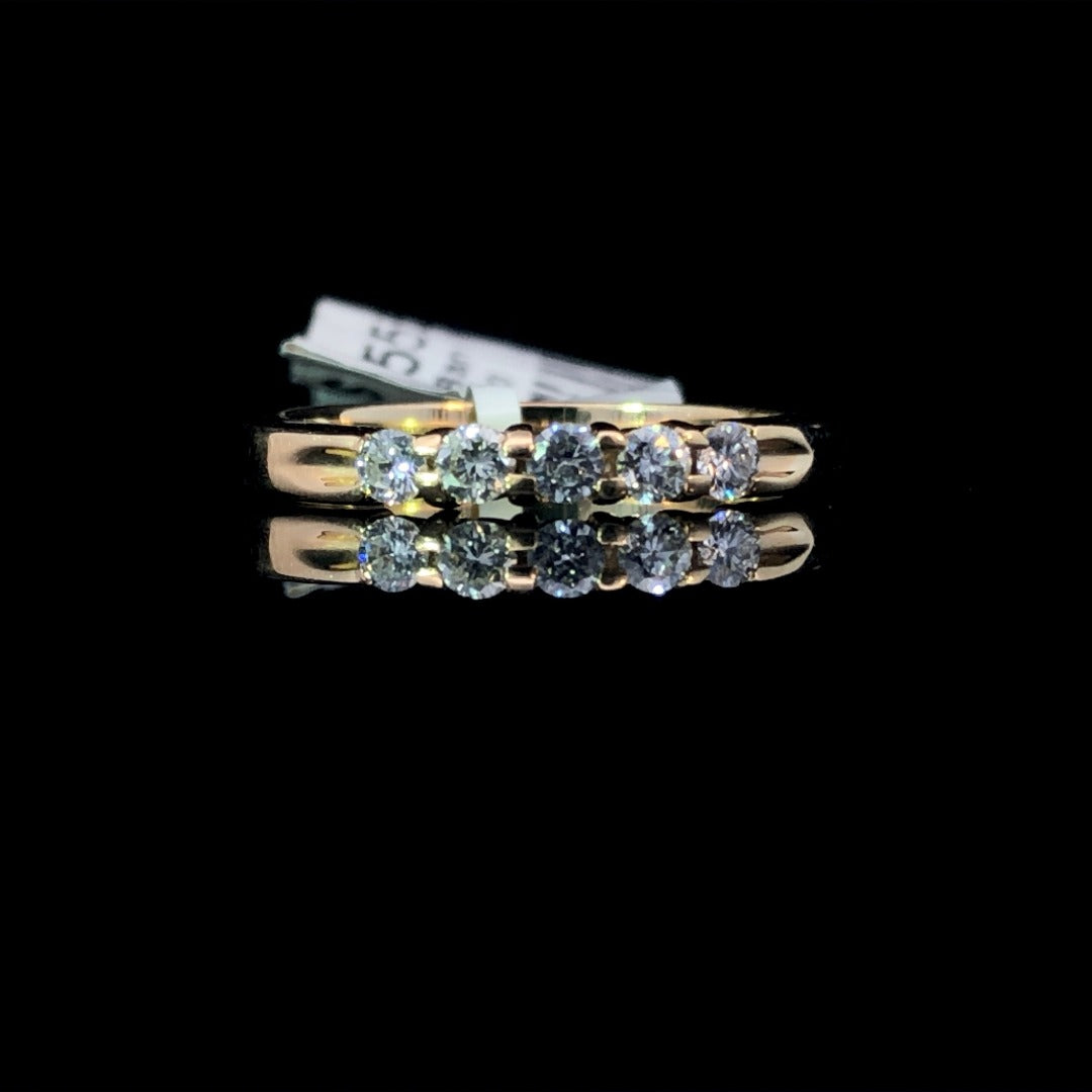 139555 - .31 ctw diamond band