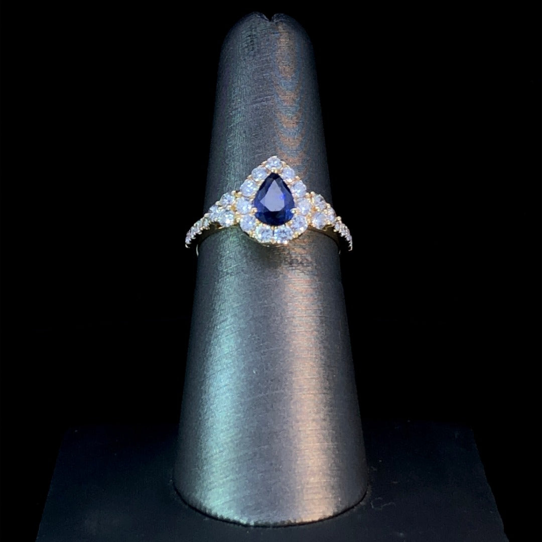154138 - 1.32 ctw Sapphire and diamond ring