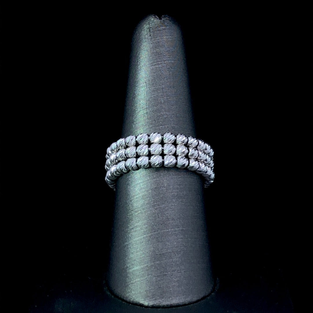 139702 - Gold band