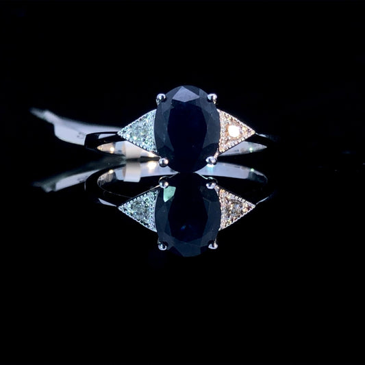159931 - 1.70 ctw sapphire and diamond ring