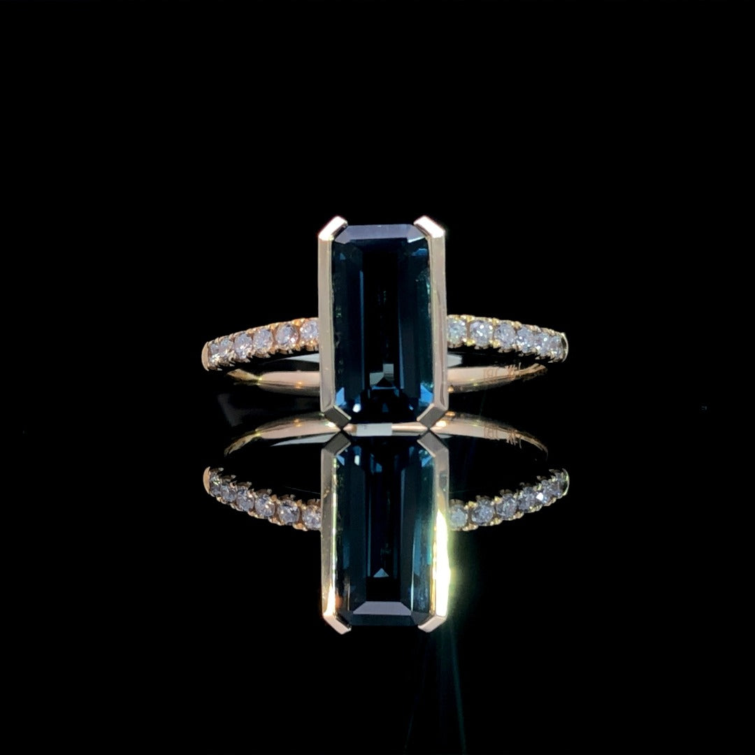 163348 - 2.11 ctw blue topaz and diamond ring