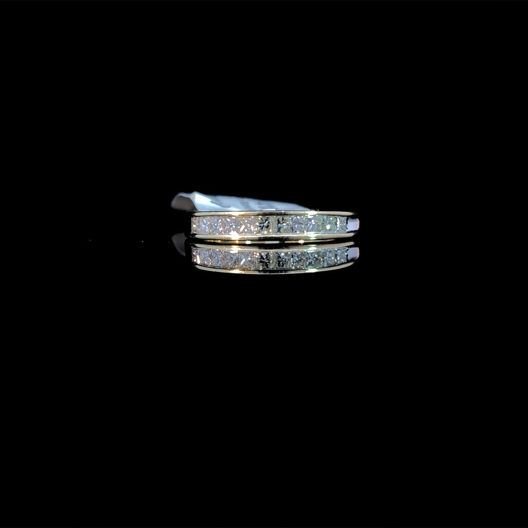 141418 - .47 ctw diamond band