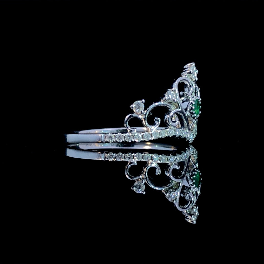 163297 - .32 ctw emerald and diamond ring