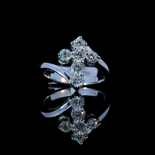 161675 - .82 ctw diamond ring