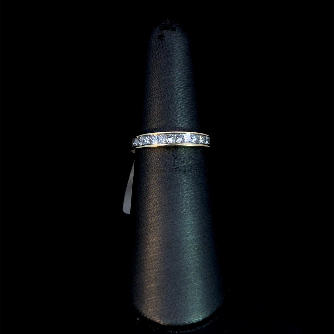 141418 - .47 ctw diamond band