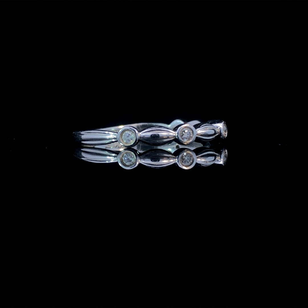 163452 - .10 ctw diamond band