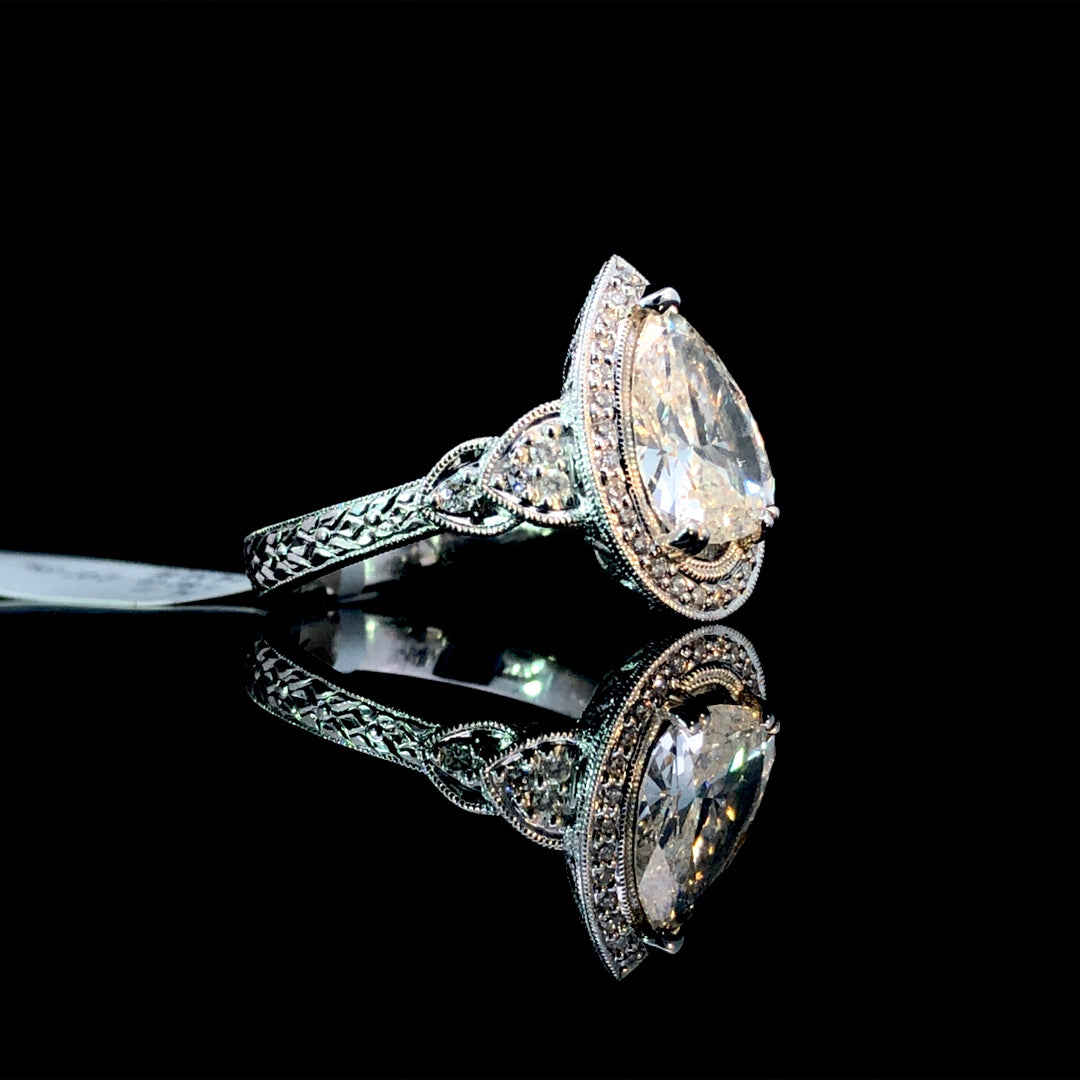 164624 - 2.07 ctw diamond ring