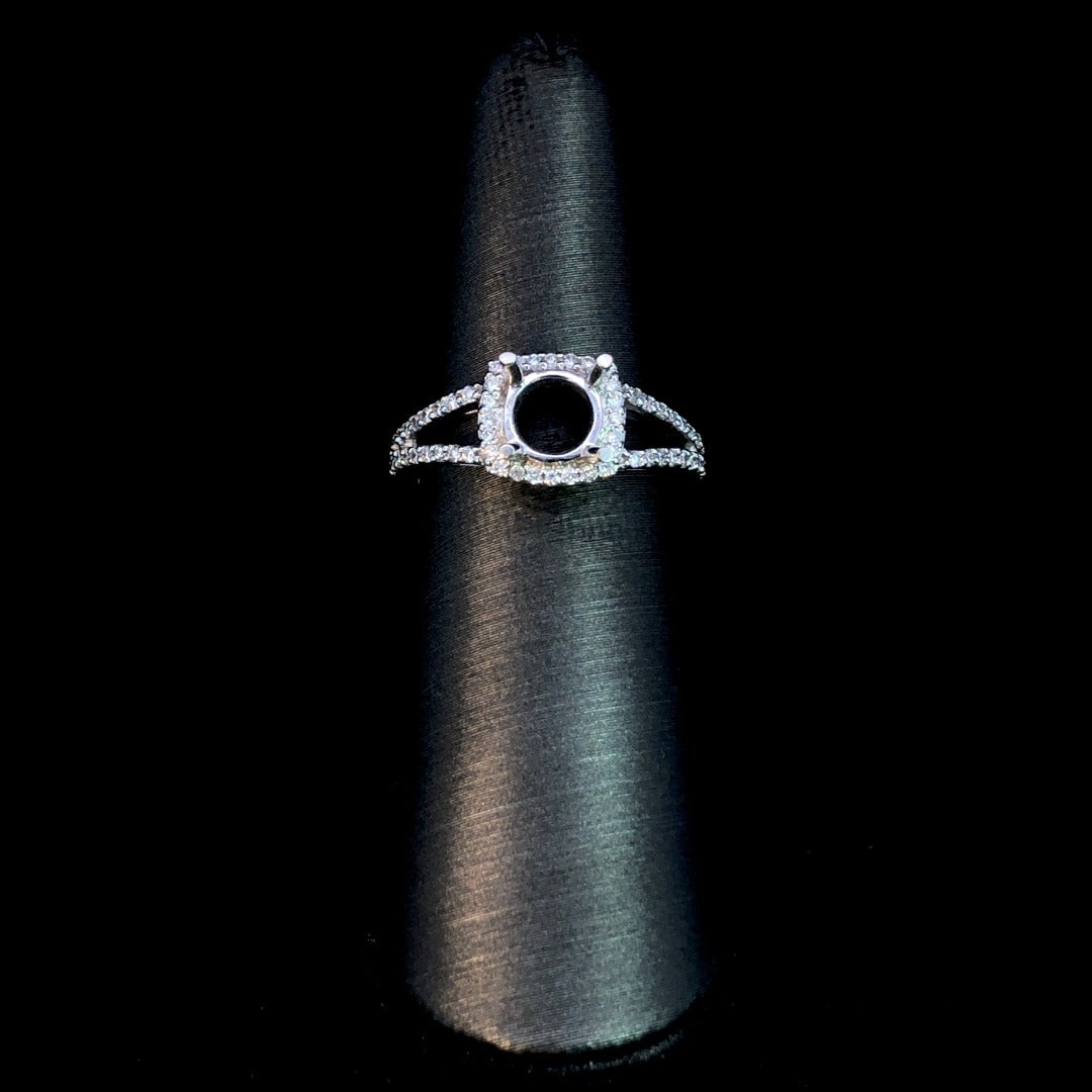 140444 - .30 ctw diamond semi mount