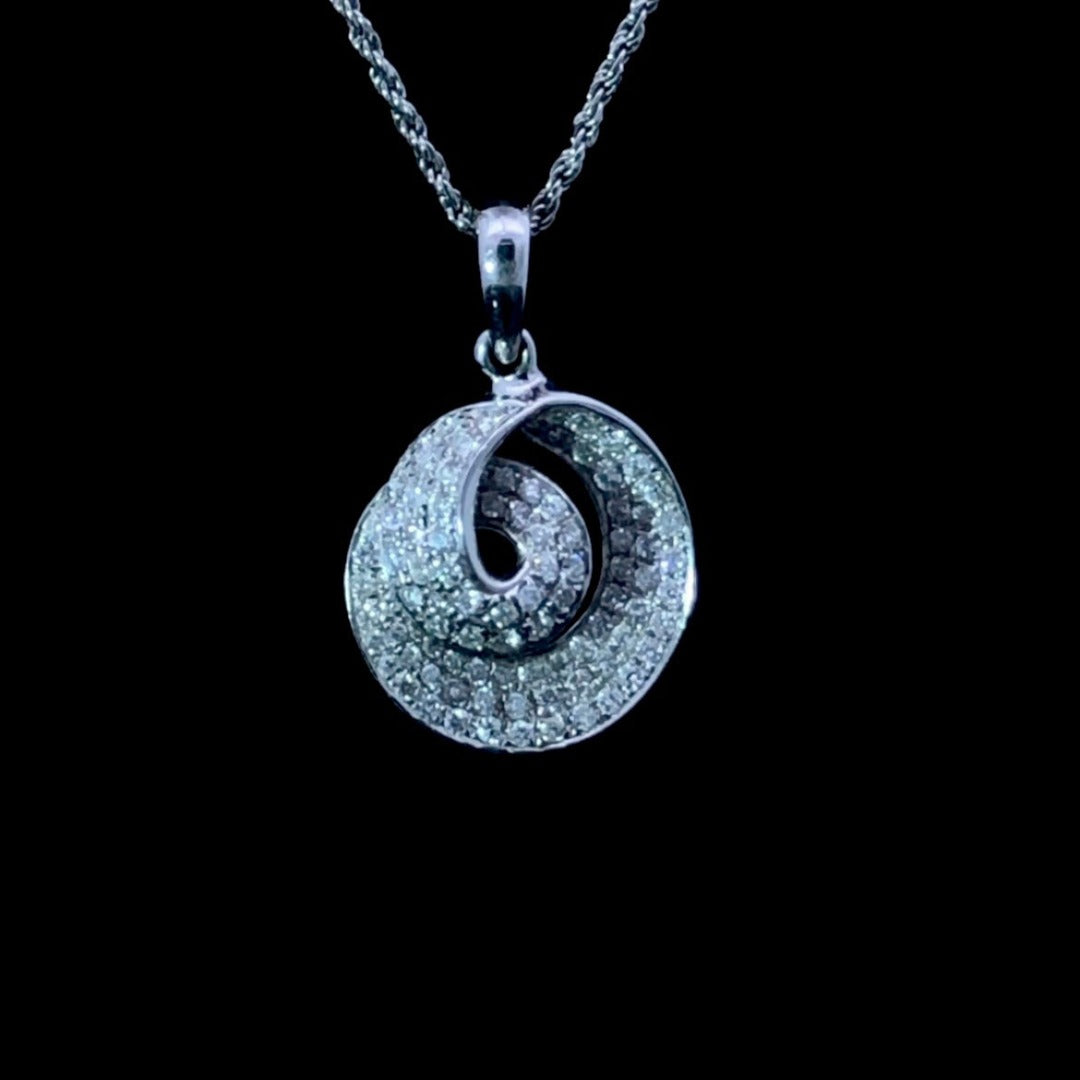 136857 - .67 ctw diamond pendant