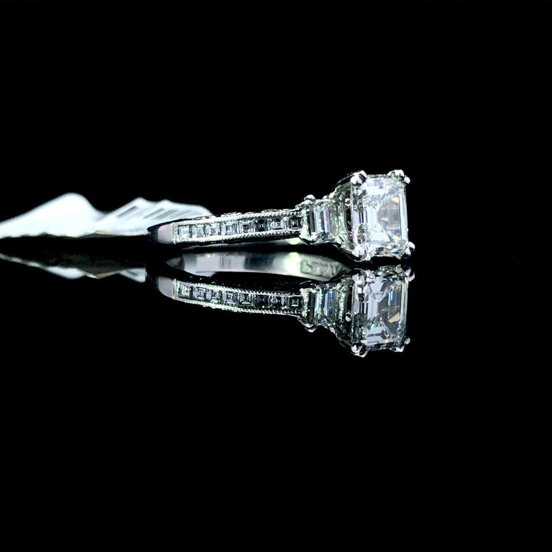 162993 - 1.93 ctw diamond ring