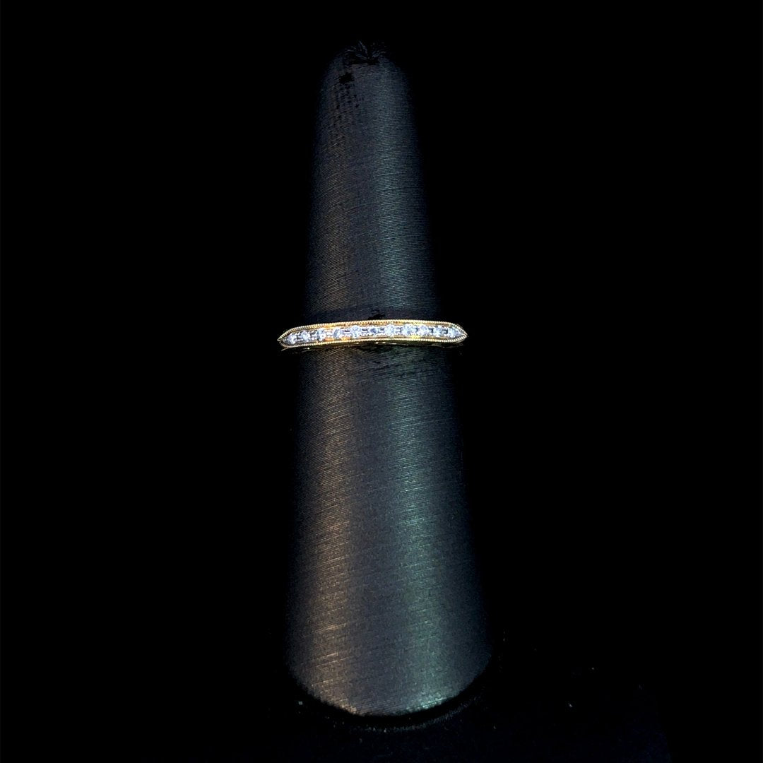 149496 - .04 ctw diamond band