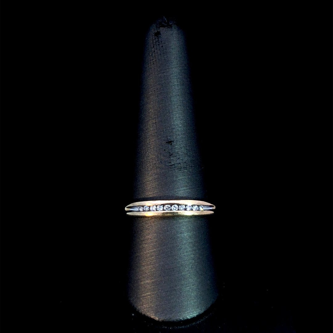 155678 - .10 ctw diamond band