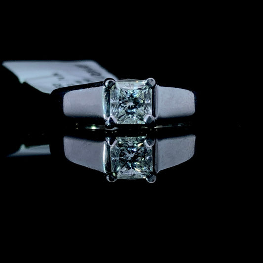 155781 - .74 ctw diamond ring