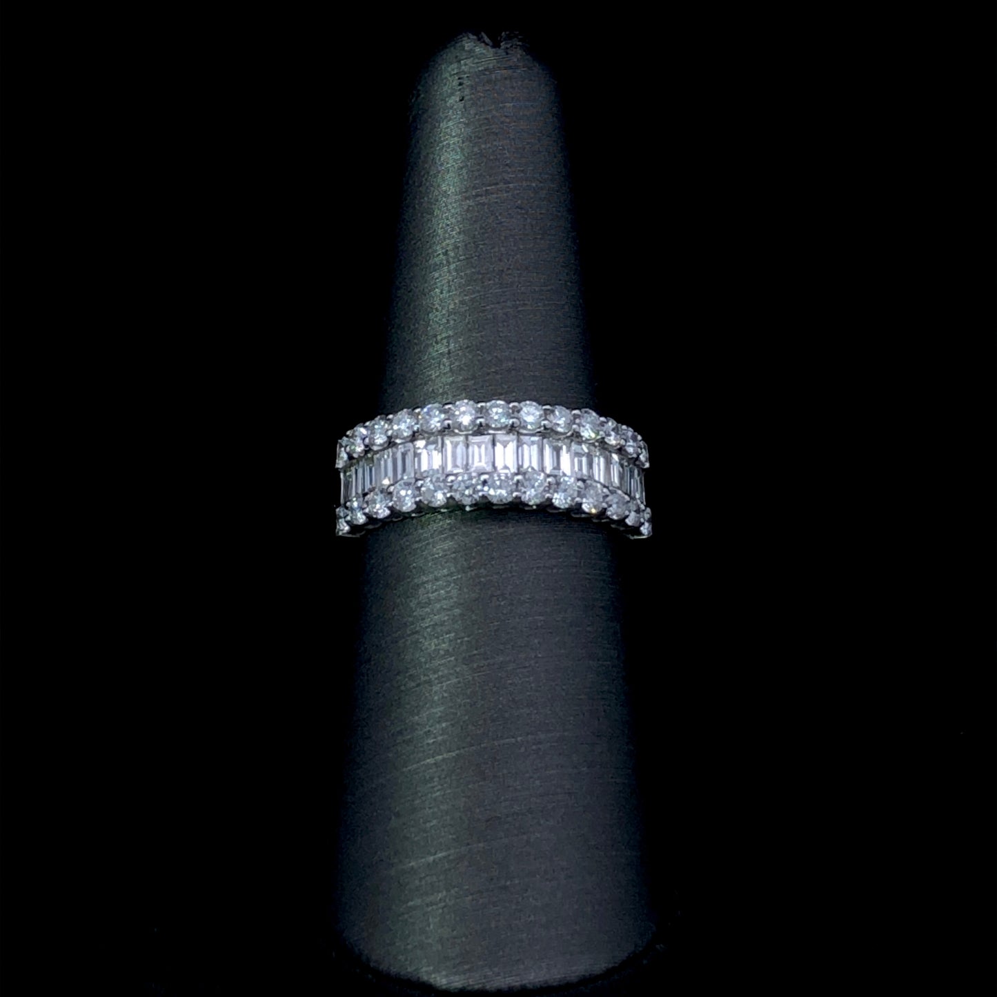 159295 - 1.39 ctw diamond ring