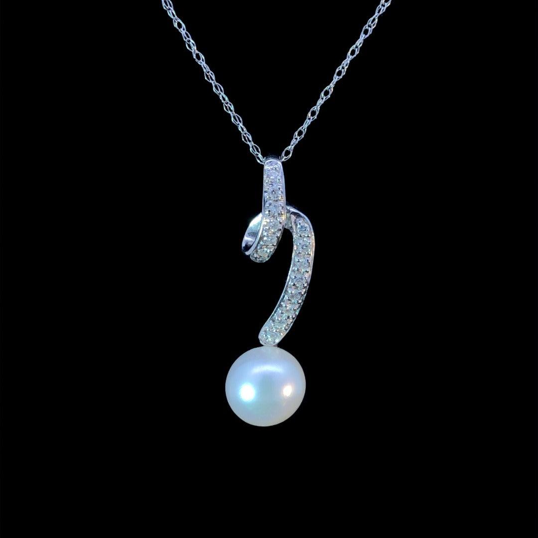 152150 - .25 ctw diamond pendant