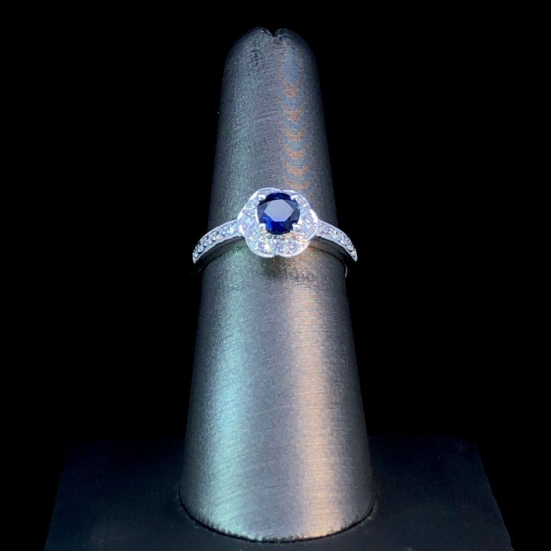 133335 - .82 ctw sapphire and diamond ring
