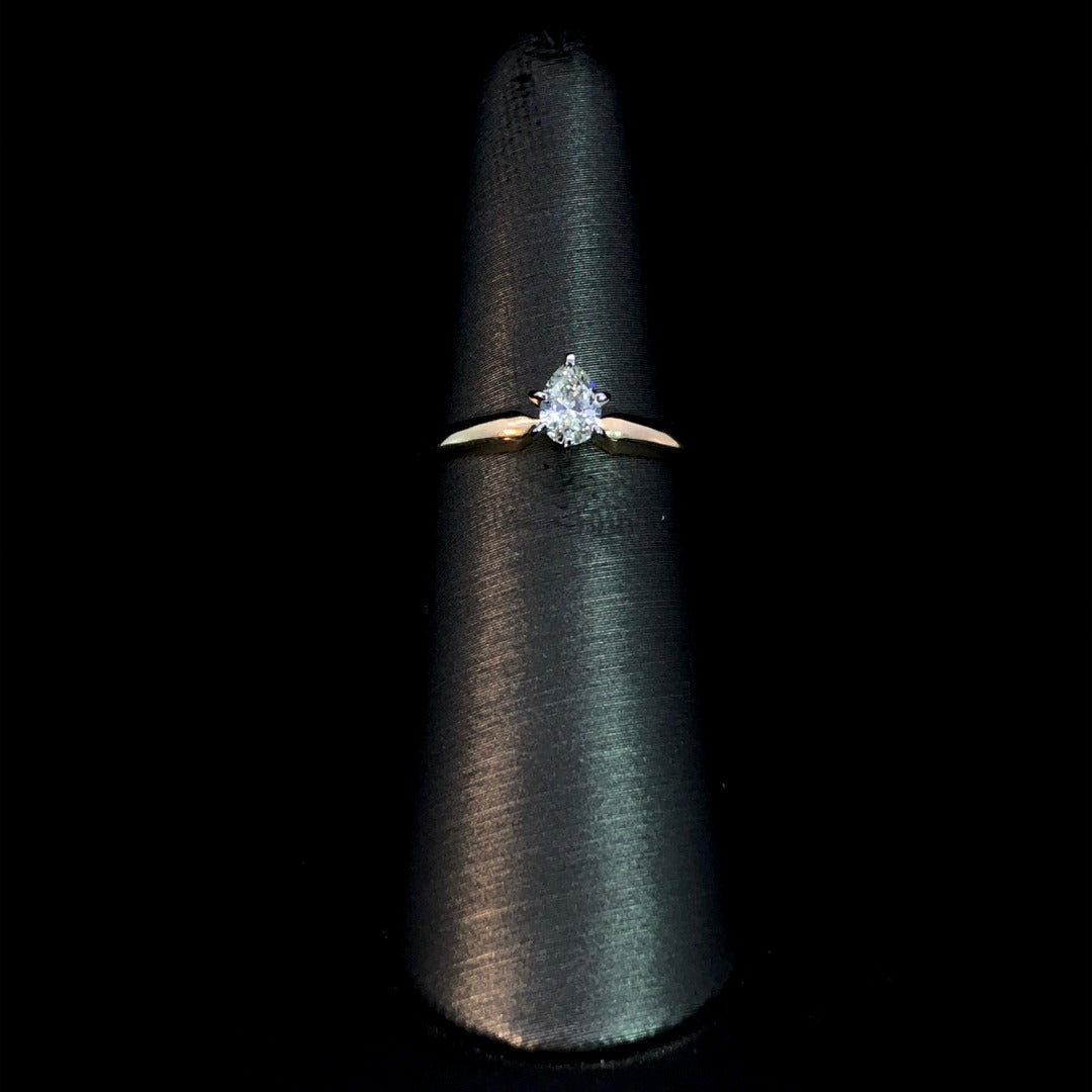 162918 - .30 ct diamond ring