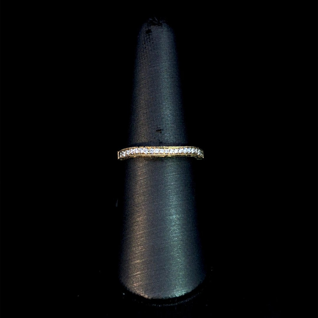 137060 - .15 ctw diamond band