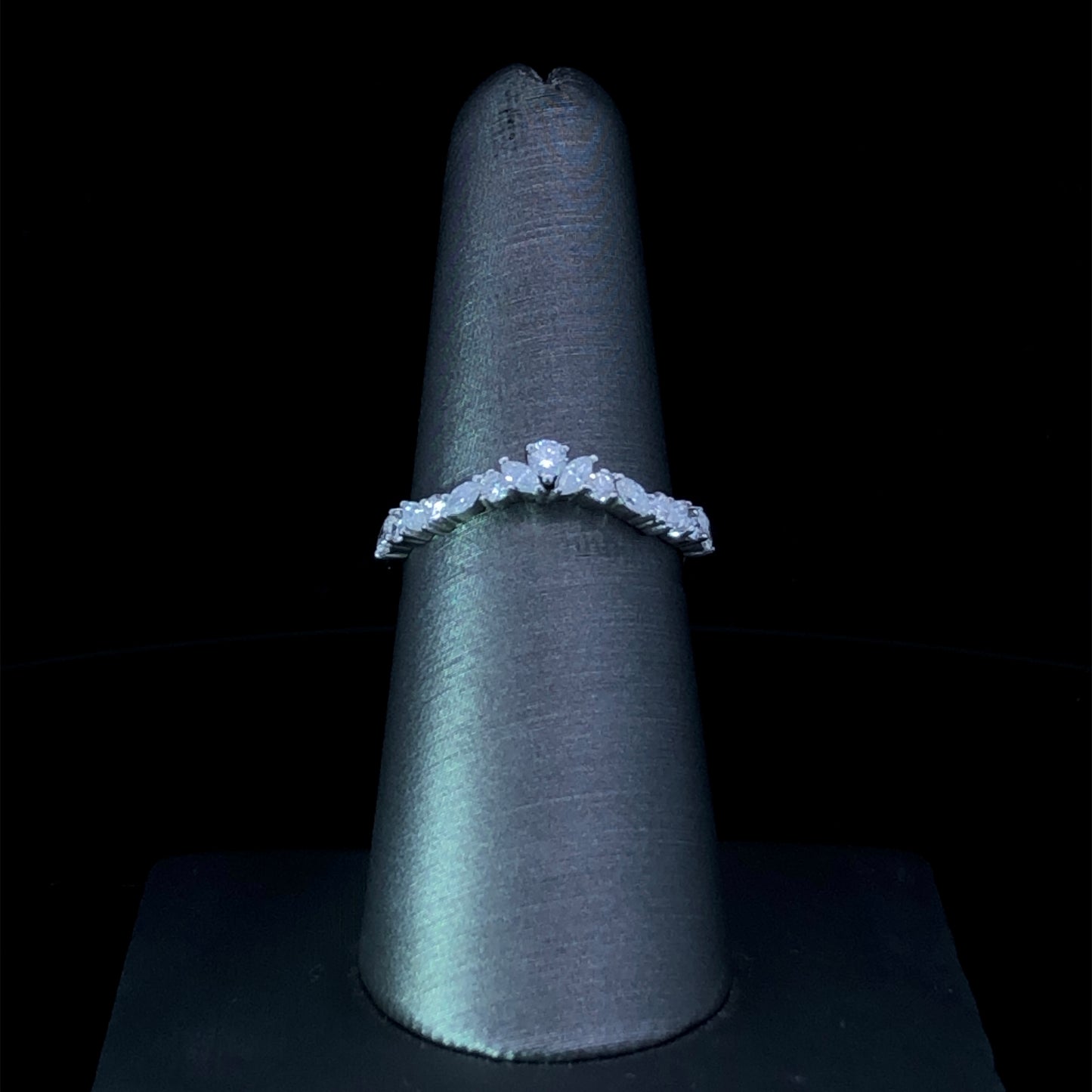 157231 - .49 ctw diamond band