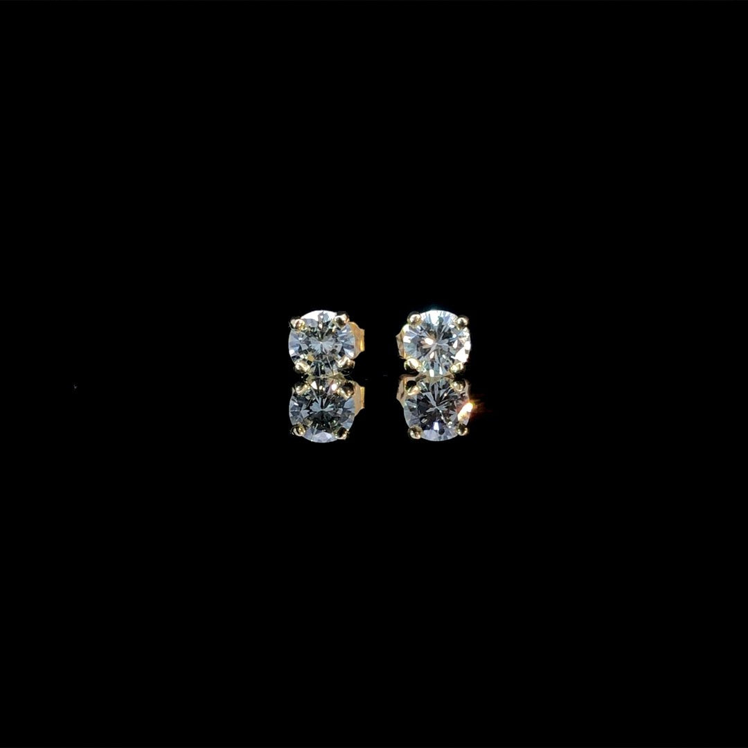164467 - .68 ctw diamond studs