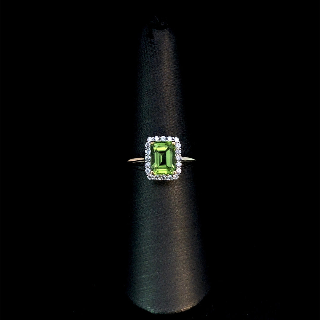 166537 - 1.00ctw peridot ring