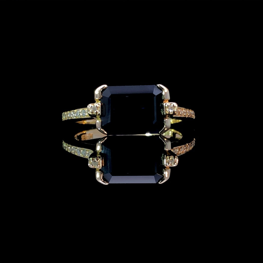 163112 - 2.51 ctw diamond and sapphire ring