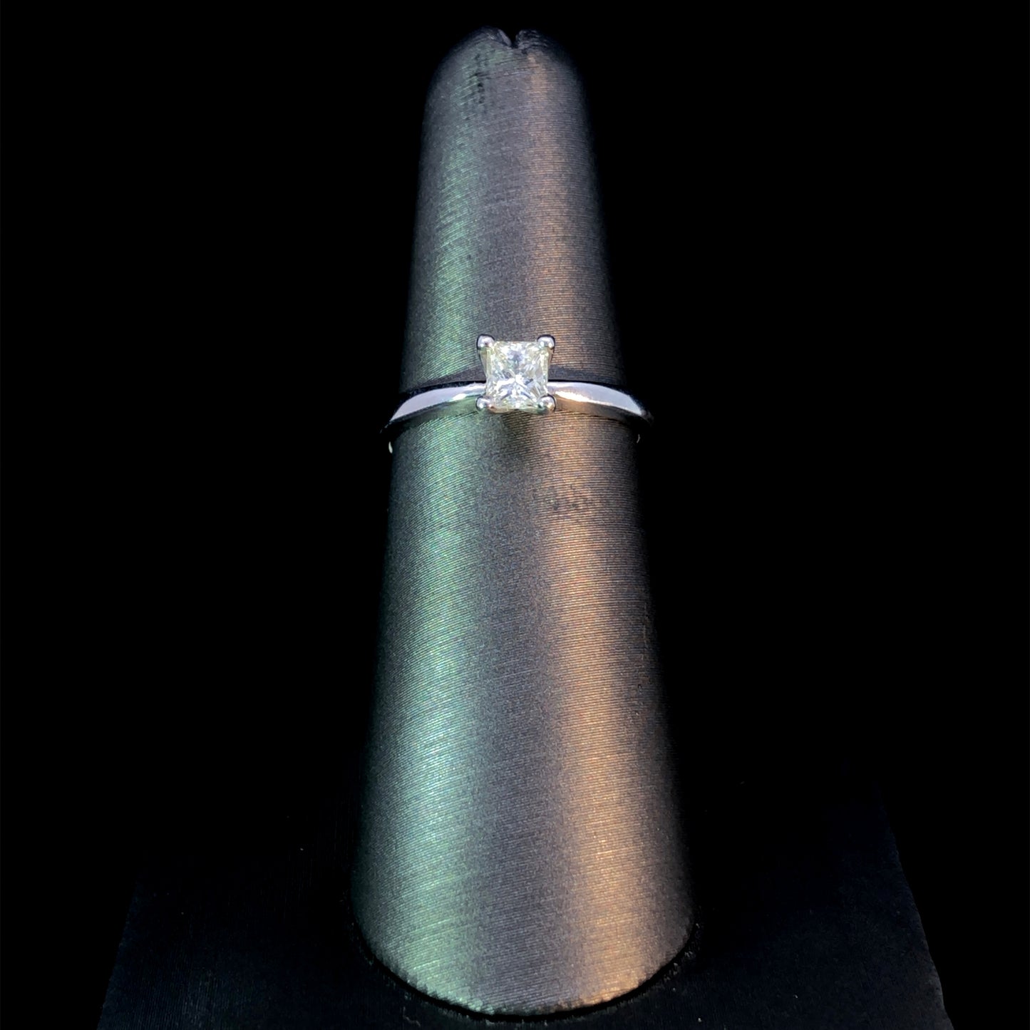 112636 - .40 ct diamond ring