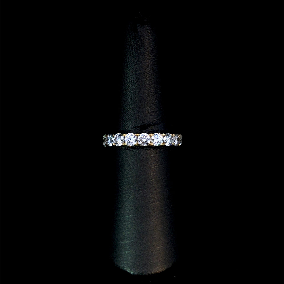 166514 - 1.26ctw diamond band