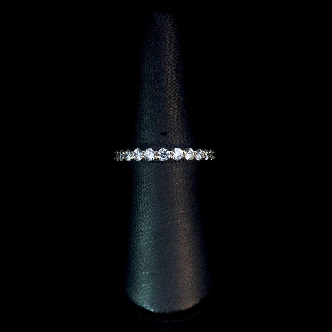 164989 - .75 ctw diamond band