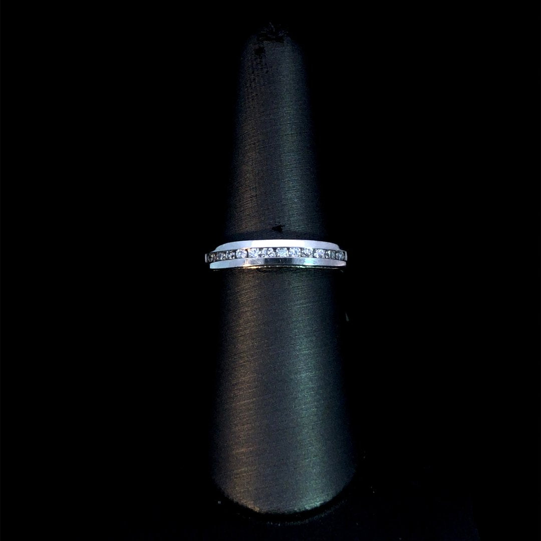 145461 - .48 ctw diamond band