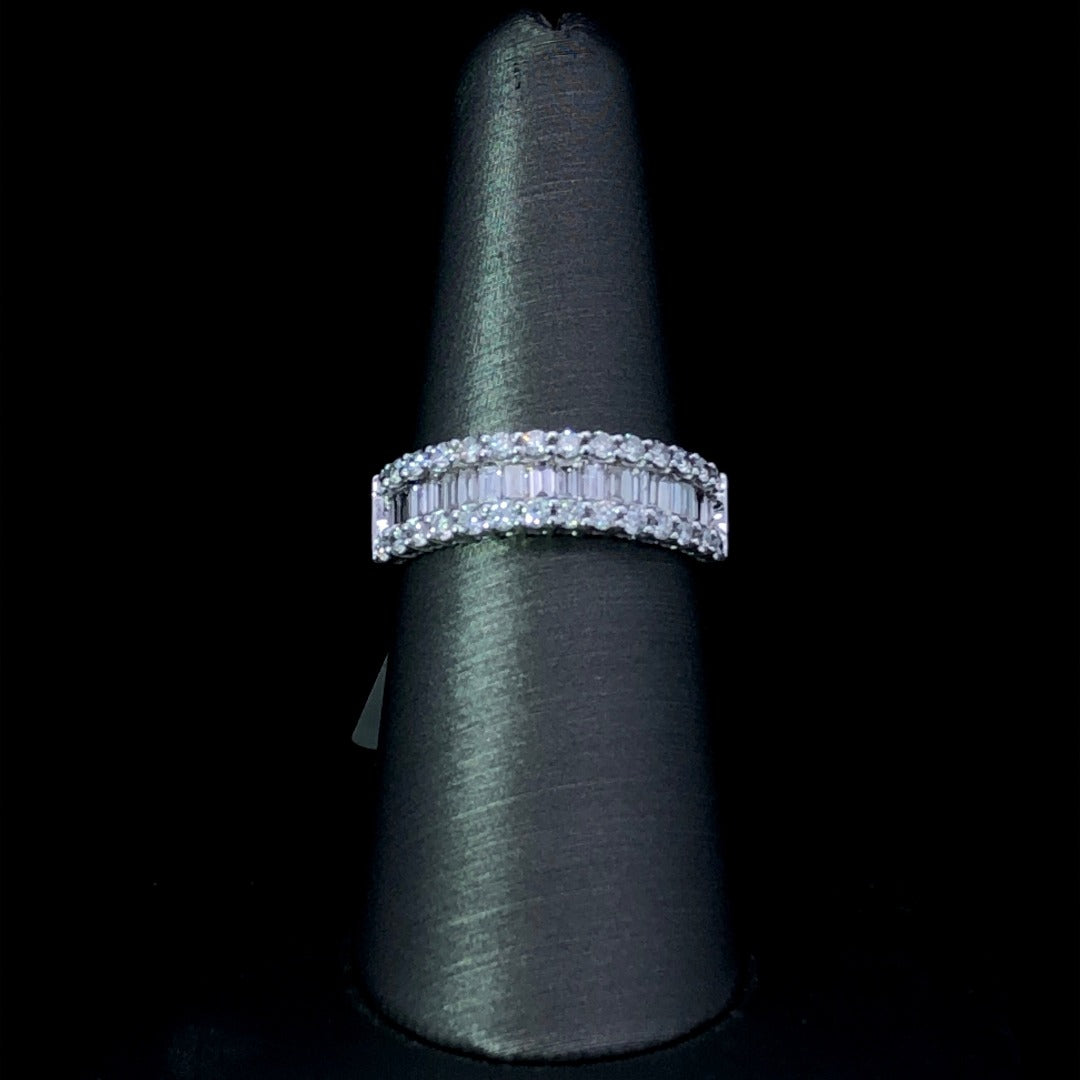 161650 - 1.02 ctw diamond ring