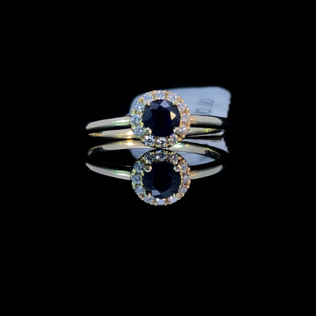 152991 - .64 ctw sapphire and diamond ring
