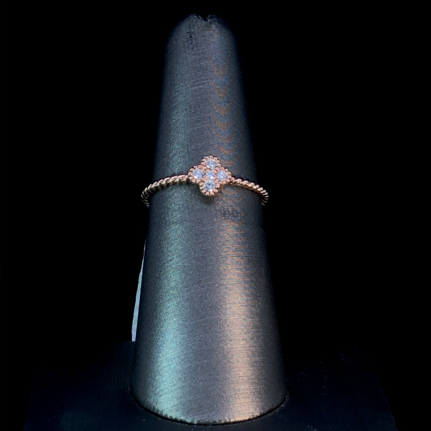 156651 - .10 ctw diamond ring