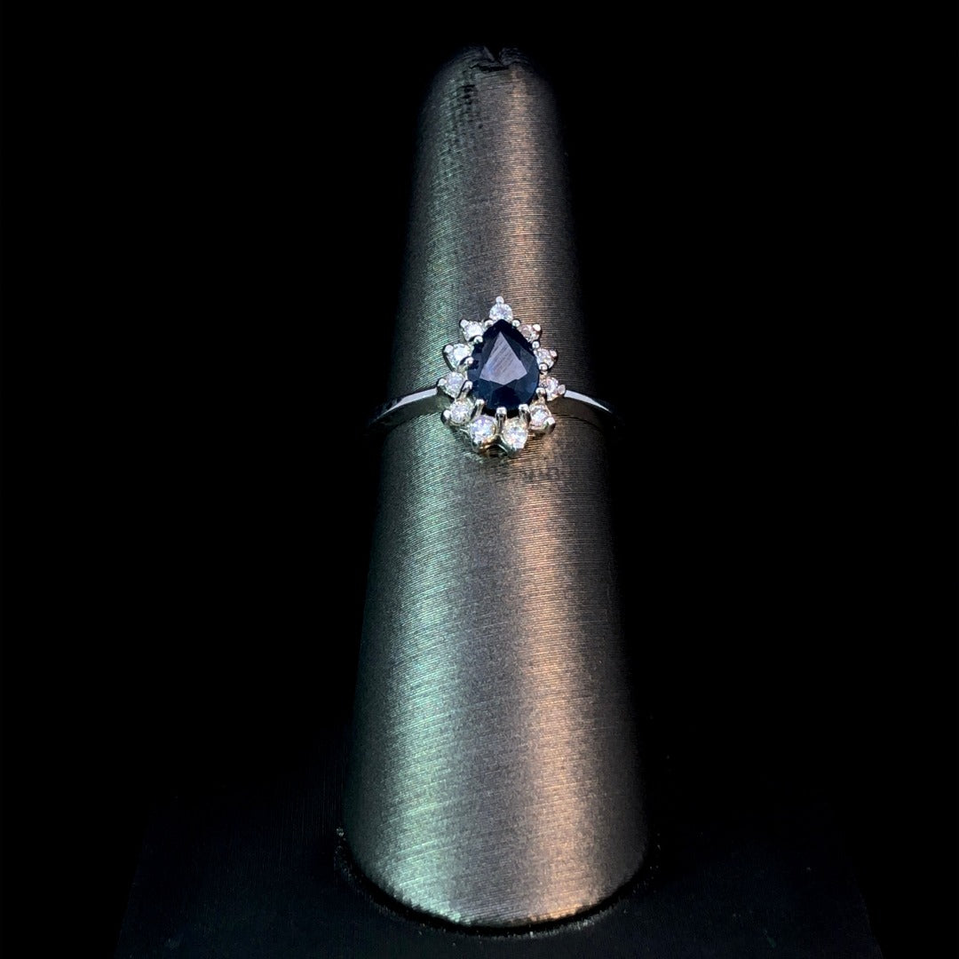 140412 - 1.26 ctw Sapphire and Diamond ring