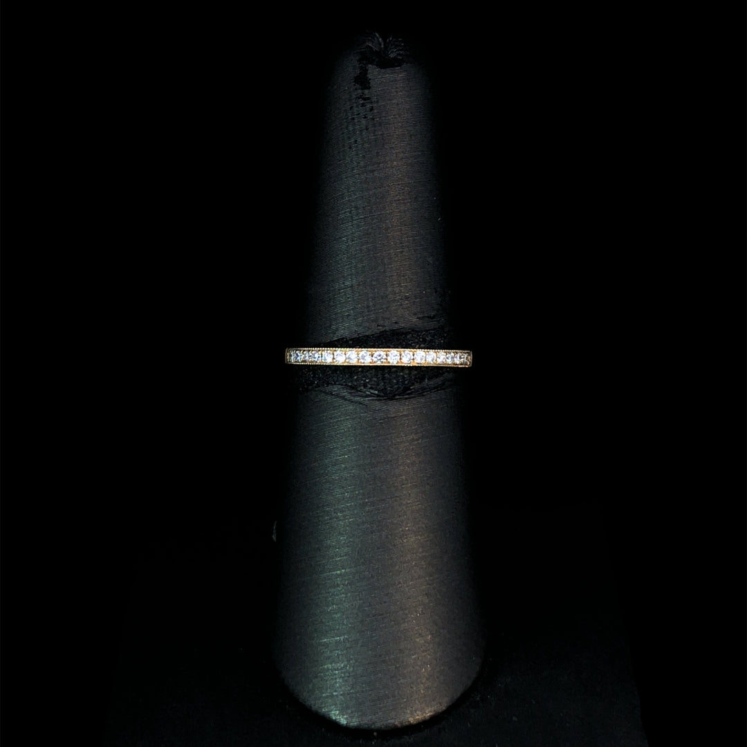 166090 - .13 ctw diamond band