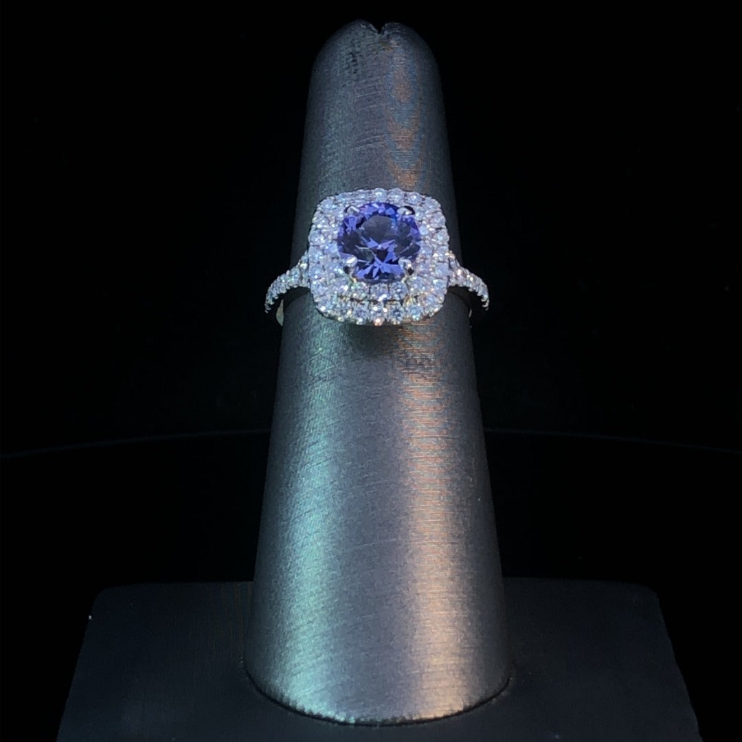 161801 - 2.05 ctw tanzanite and diamond ring
