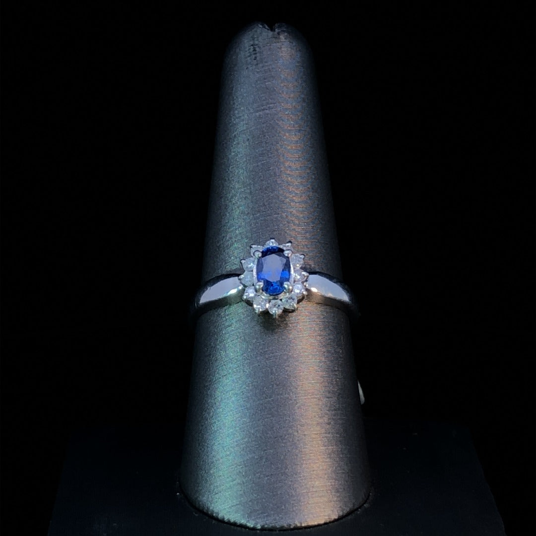 158925 - .83 ctw sapphire and diamond ring