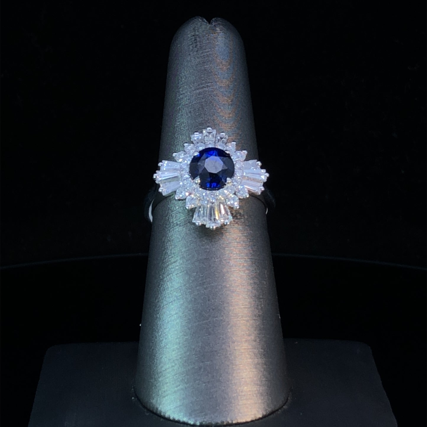 157676 - 2.82 ctw sapphire and diamond ring