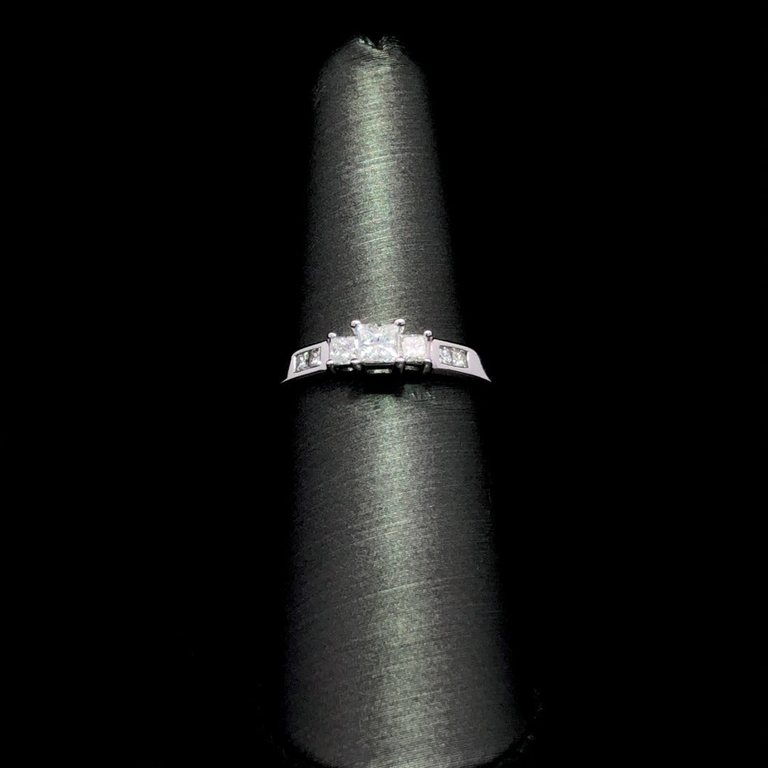 158775 - .50 ctw diamond ring