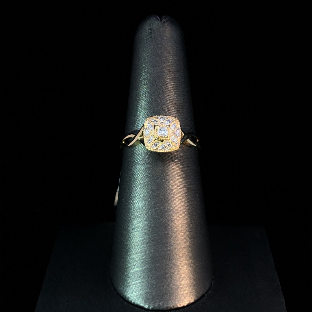 160886 - .11 ctw diamond ring