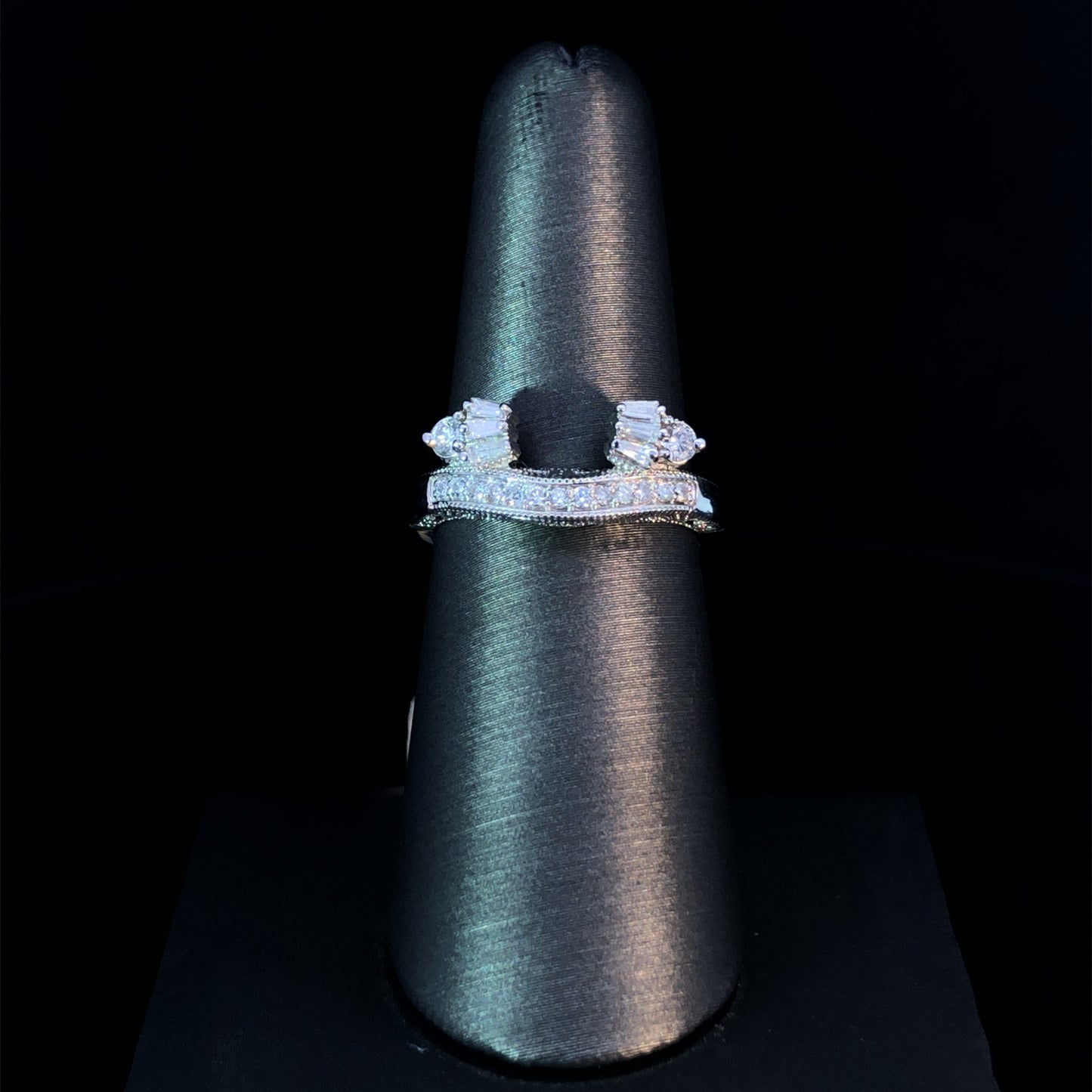 161092 - .39 ctw diamond ring wrap