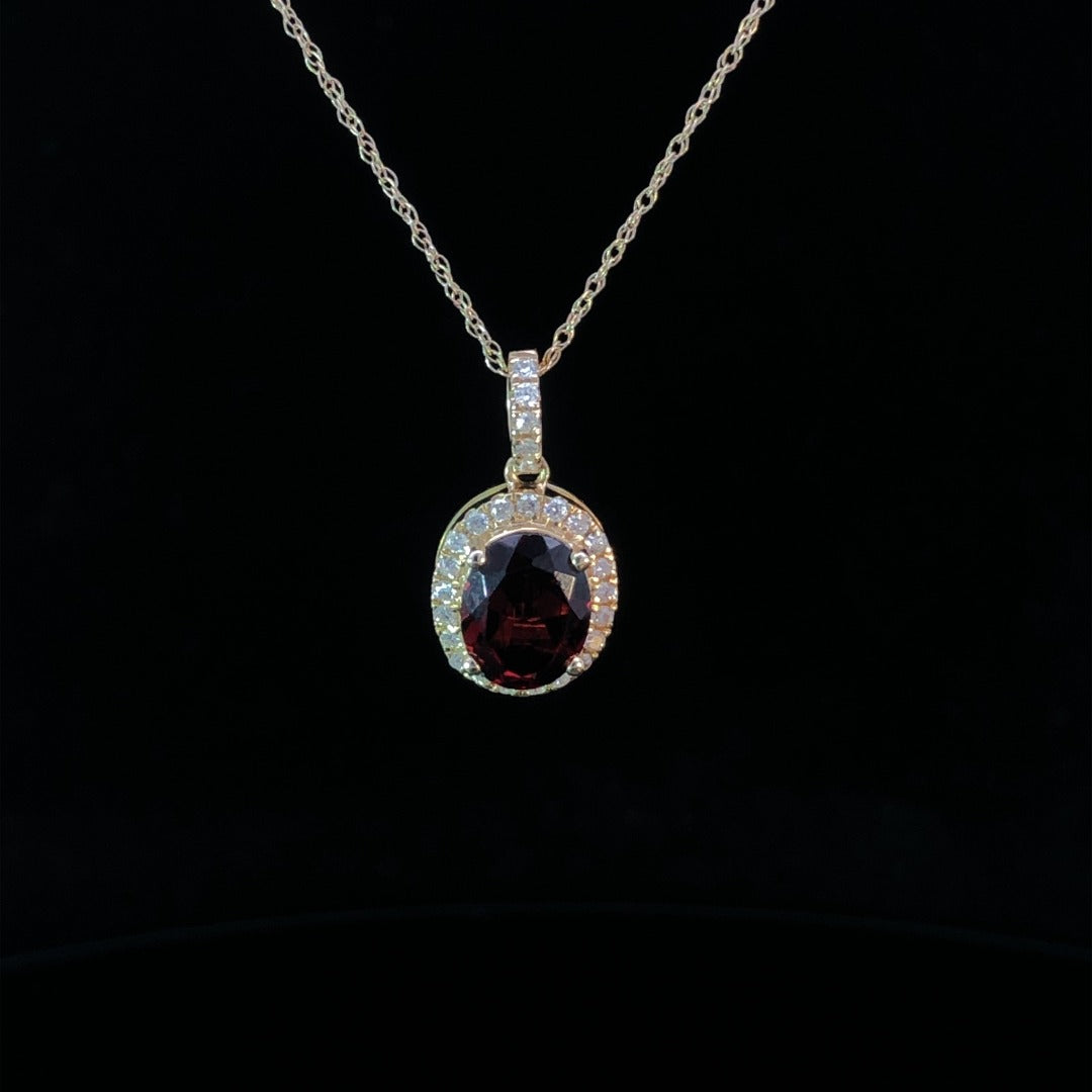 161826 - Garnet and diamond pendant