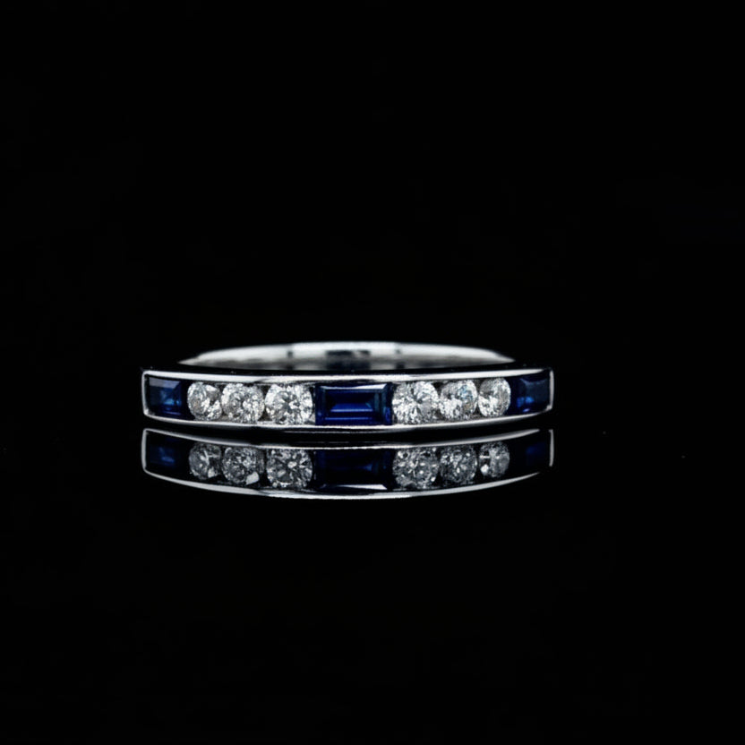 159544 - .55 ctw sapphire and diamond ring