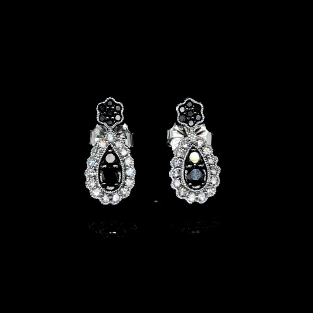 158917 - .38 ctw diamond earrings