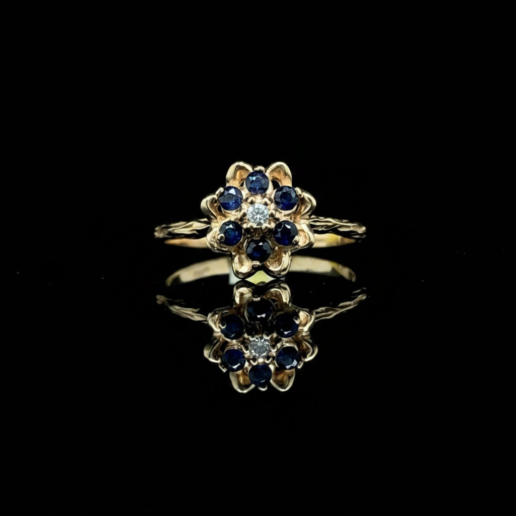 103140 - Sapphire and diamond ring