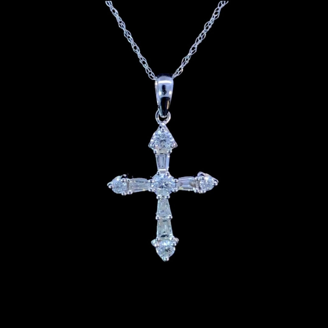 160642 - .67 ctw diamond pendant