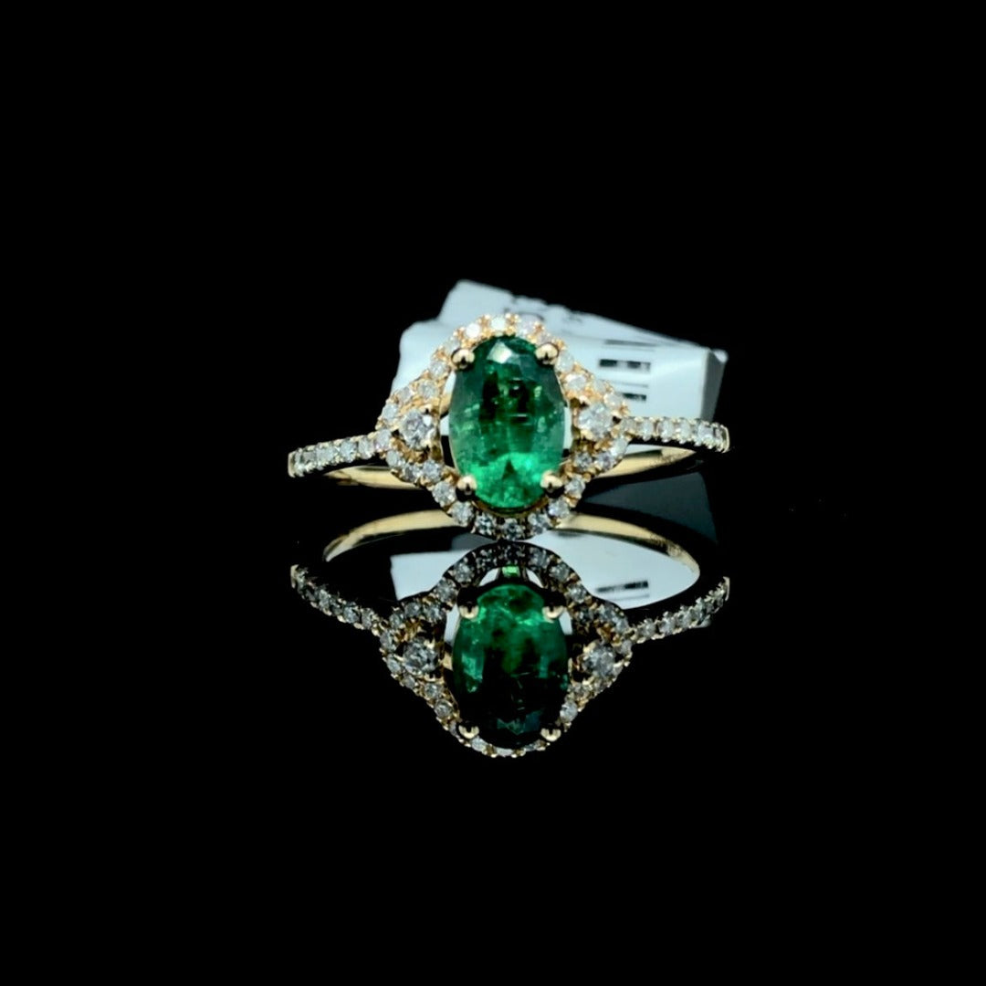 160753 - 1.03 ctw emerald and diamond ring