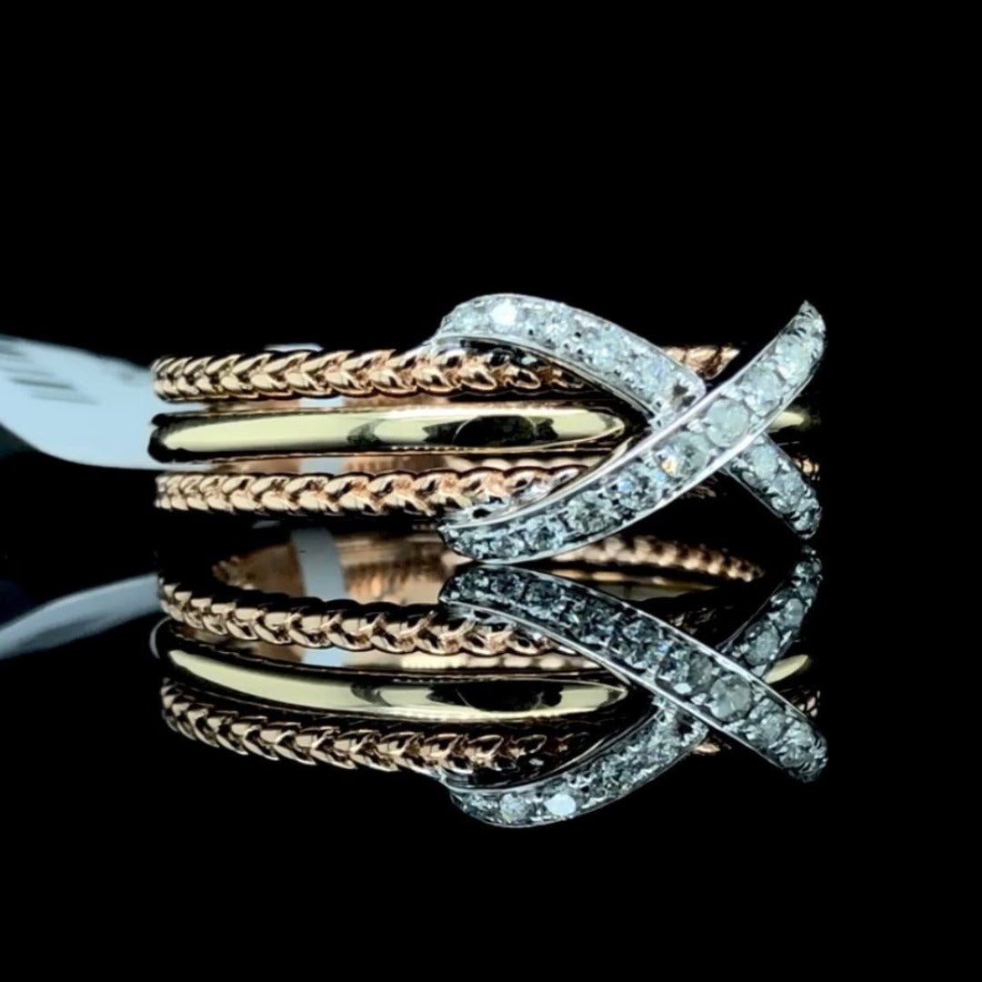 159181 - .21 ctw diamond ring