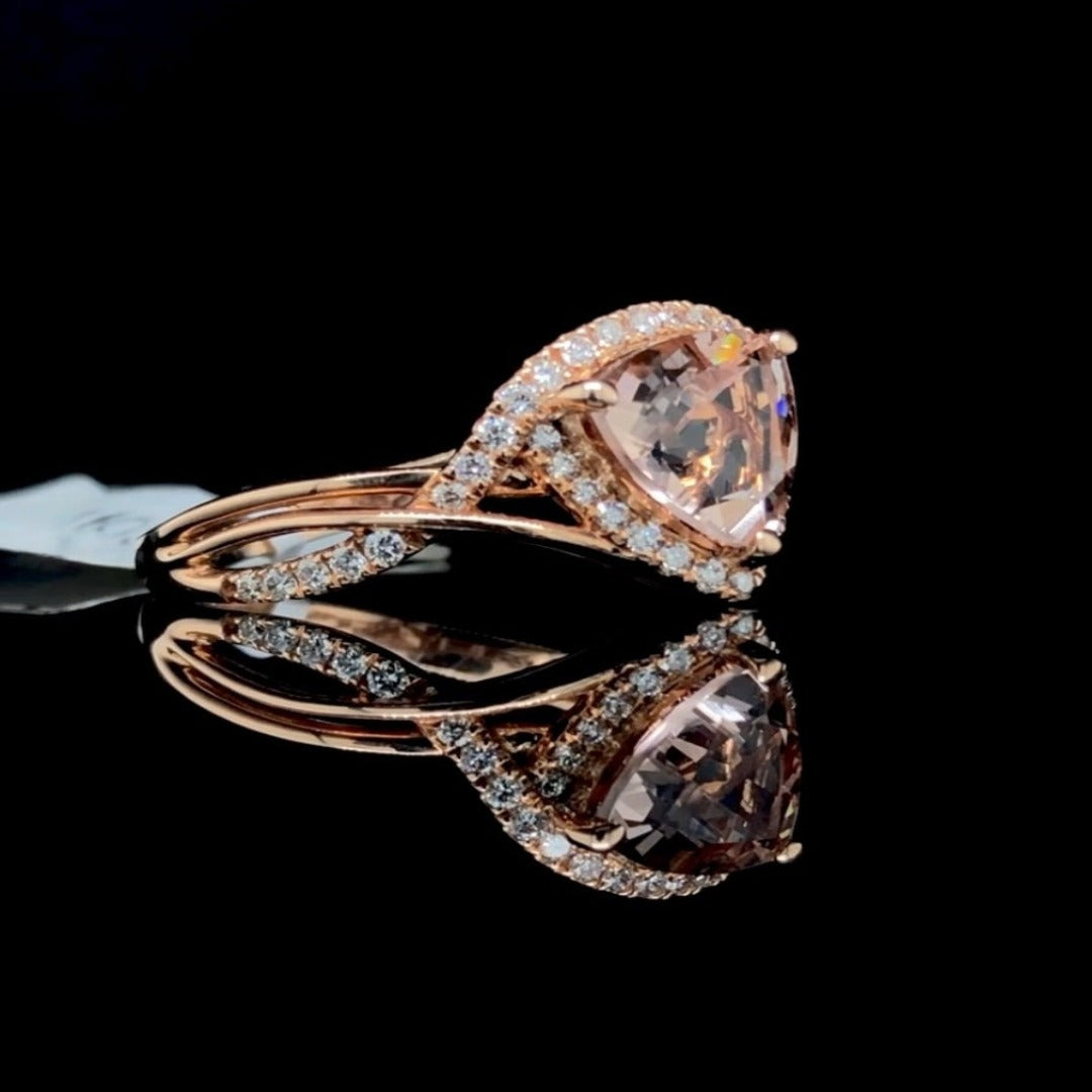 160383 - 1.45 ctw morganite and diamond ring